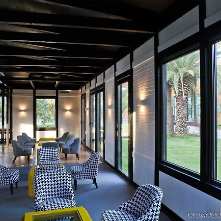 Onyria Marinha Boutique Hotel 5*