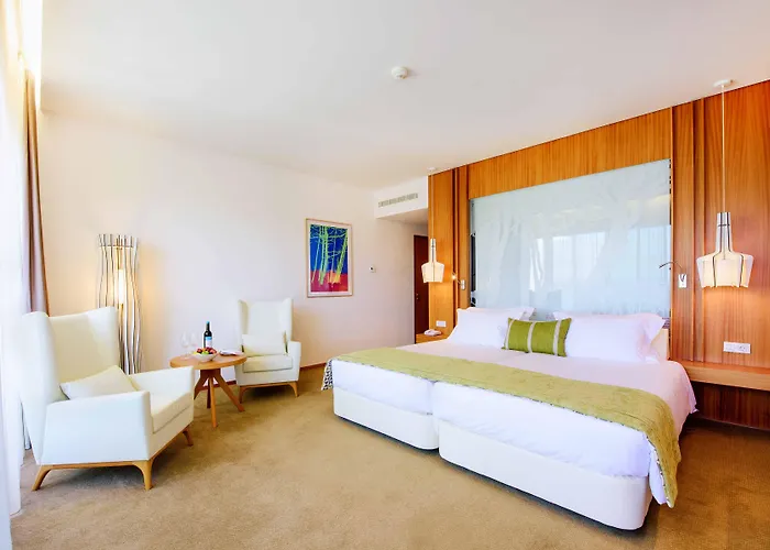 Onyria Marinha Boutique Cascais